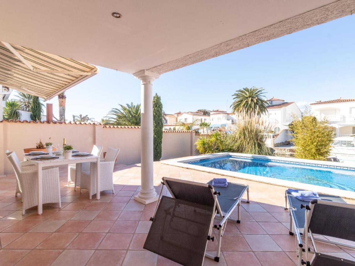 Holiday Home Bonica By Interhome Empuriabrava Exterior photo